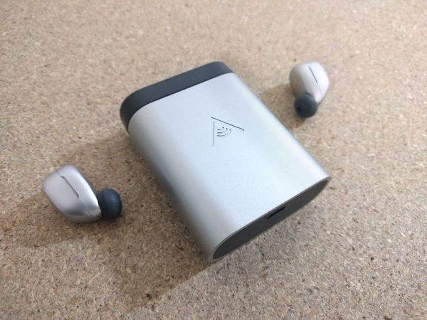 SkyBuds Review 19 01 13