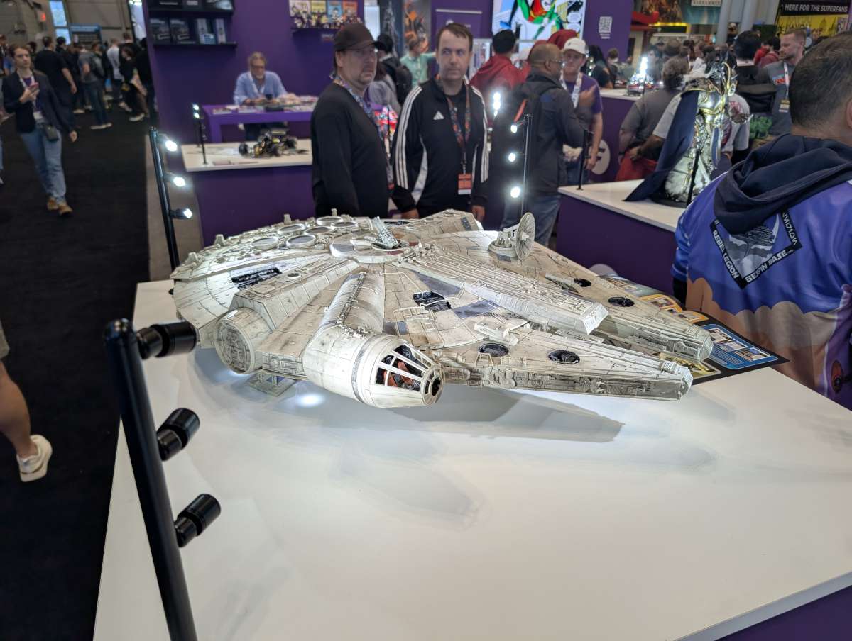 NYCC25 0085